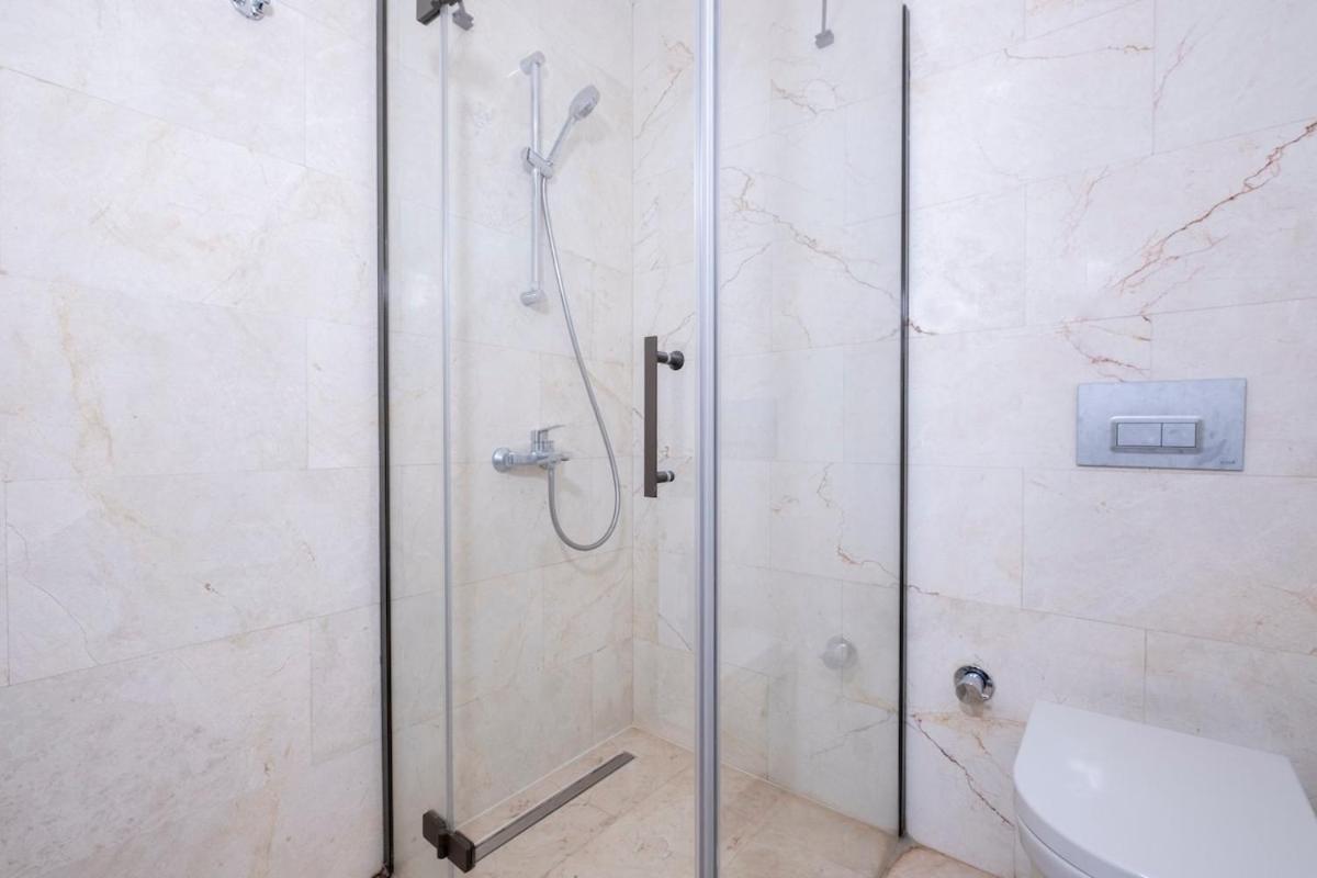 Appartement G Tower Near Metro St 07778 Istambul