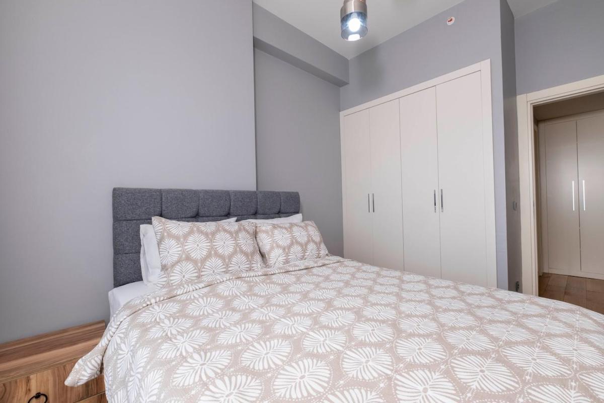 Daire G Tower Near Metro St 07778 İstanbul